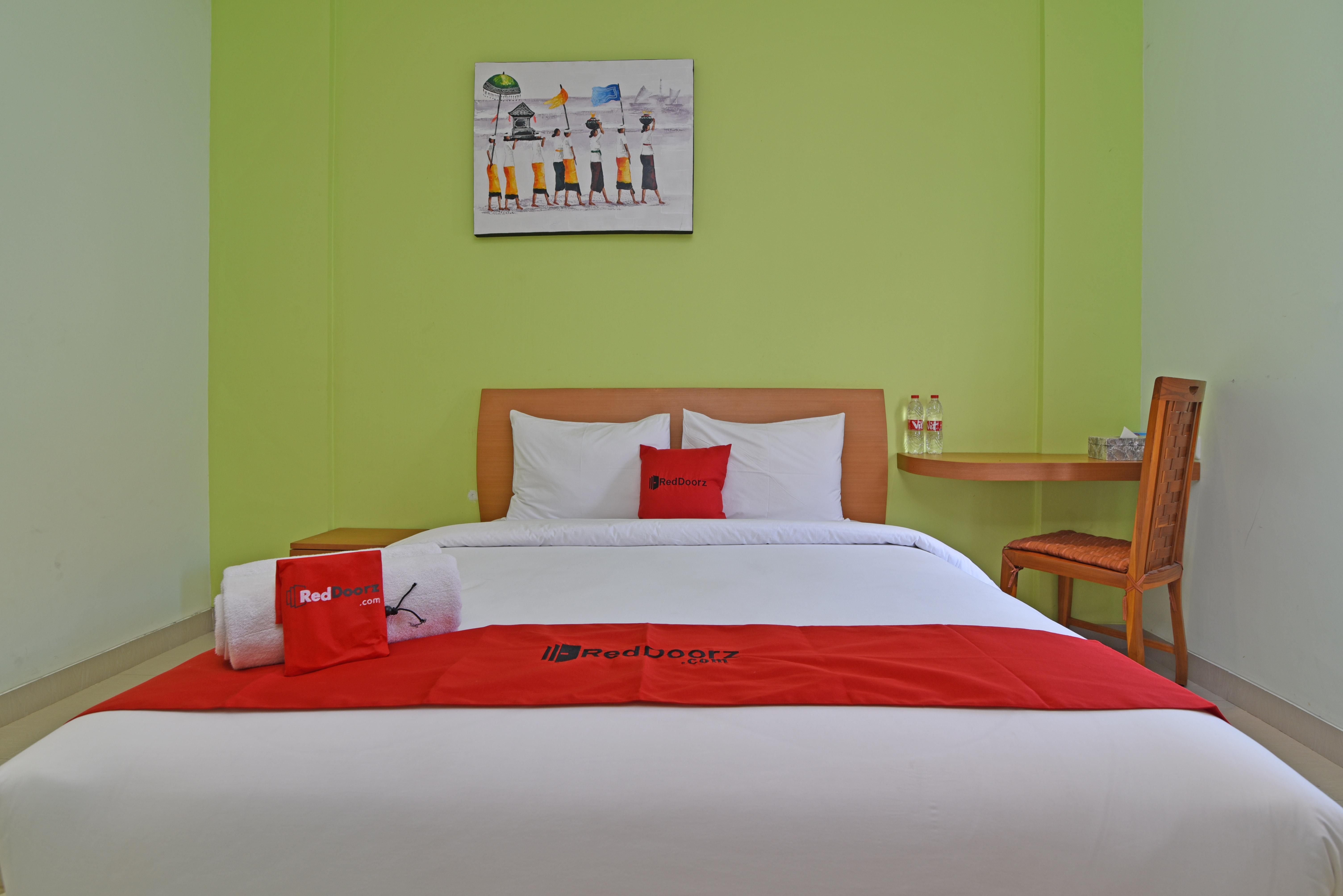 Reddoorz Plus @ Mahendradatta Denpasar Exterior photo